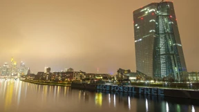 Die EZB legt kräftig nach