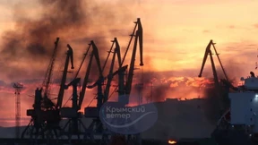 Video zeigt Explosion eines russischen Landungsschiffes