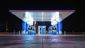 Benzinpreis auf Jahrestief