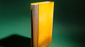 Das Buch ist uns teuer