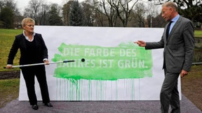 Selbstbewusst und in Gedanken