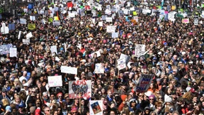Geladene Waffe in der Kindertasche
