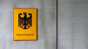 Kündigung wegen Berührung am Busen unwirksam