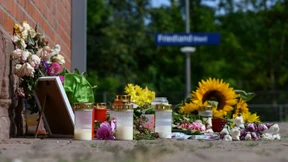 Jugendliche vor Zug gestoßen – Ermittler streben Sicherungsverfahren an