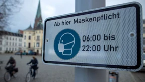 Das große Maskenspiel