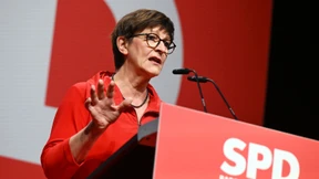 Parteispitze stellt sich hinter Scholz als Kandidat