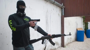 Ungarn schickt Spezialeinheit 