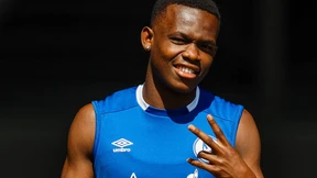 Schalker verärgert Klub und Fans mit Dortmund-Trikot