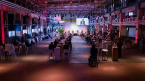 Morgens zum Corona-Test, abends zur Party?