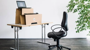 Ein Stehpult für wenig Geld