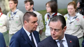 Zwischen Trauergottesdienst und Panikfußball