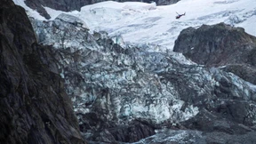 Gletscher am Mont Blanc droht abzustürzen