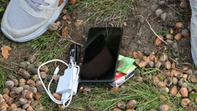 Polizei kann Tausende Schleuser-Handys nicht auswerten