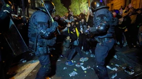 25 Festnahmen bei Straßenschlachten in Katalonien