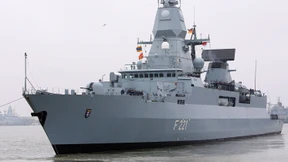 Deutsche Marine rettet Flüchtlinge und zerstört Boote