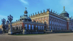 Glanz, Gloria und Grausamkeit