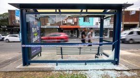 Mann schießt willkürlich aus seiner Wohnung in Sydney – 16 Verletzte