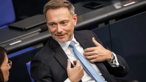 Zwischen Welterklärung und Parteialltag