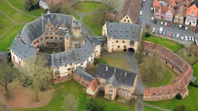 Neuer Streit mit Familie zu Ysenburg