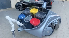 Ein Roboter für das Fußballstadion