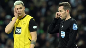 Die Bühne des Schiedsrichters Tobias Stieler