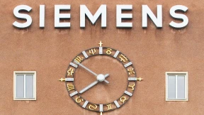 Siemens fädelt Bahn-Großaufträge im Iran ein