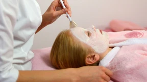 Schwarz-Rot gegen Schönheits-OPs bei Jugendlichen