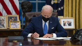 Joe Biden will Computer-Chips und Batterien für Amerika sichern