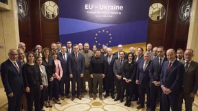 Symbolträchtige Premiere in Kiew