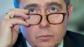 Früherer Opel-Chef Stracke wechselt zu Magna