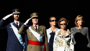 Sägen am Stuhlbein des spanischen Throns  