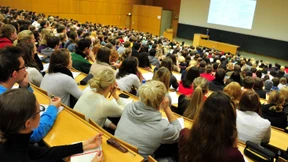 Die Oberschicht fördert die Oberschicht