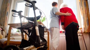 Pflegende Angehörige sind oft überfordert