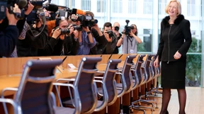 Wanka kündigt harte Verhandlungen über den Hochschulpakt an