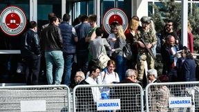 Mehrjährige Haftstrafen für „Cumhuriyet“-Mitarbeiter