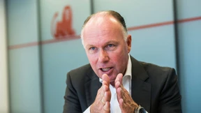 Weniger Konkurrenz am Geldautomaten wäre im Kundensinn