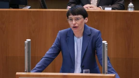 Opposition wirft Schwarz-Grün chaotische Flüchtlingspolitik vor