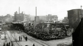 Neustart auf dem Trümmerfeld