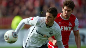 Helmes erlöst Köln