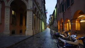 Bologna sehen – und im Kämmerlein lernen