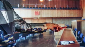 „After Democracy“ führt durch den Römer