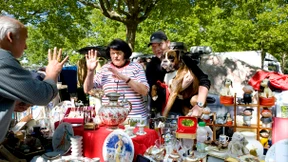 Das Handy liest die Karte