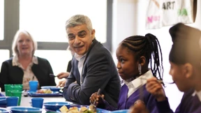 Junge Leute sollten trotz Brexit freier reisen