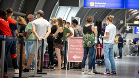 Test, Zelt, Narrenkappe