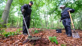 Polizei durchkämmt Wald über zwei Jahrzehnte nach Verschwinden Hilals