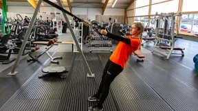 Nach dem Zirkeltraining noch eine Runde im Pool