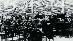 Totentanz im Spiegelkabinett