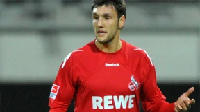 Pezzoni erstattet Anzeige