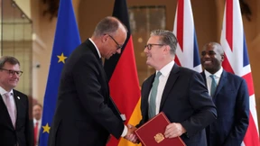 Merz und Starmer schließen Freundschaftsvertrag