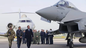 Mehr Geld, mehr Waffen, mehr Personal